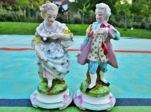 Figurine ancienne Couple porcelaine XIX siècle Antique porcelain couple figurine