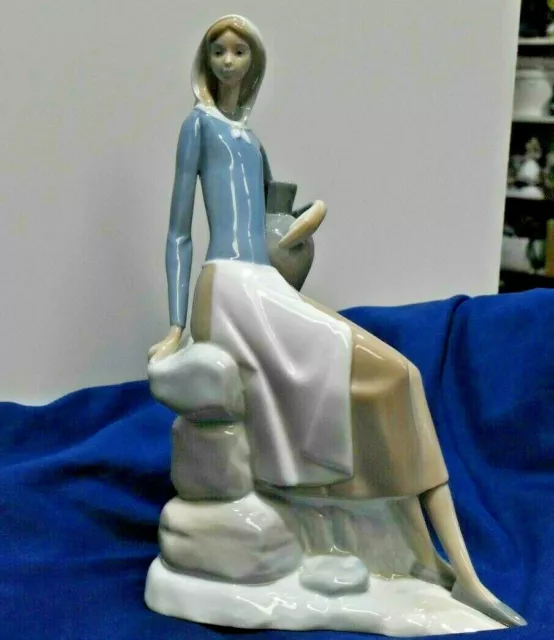 Lladro Stunning X Large Nao Girl Sitting on Stones with Pitcher / Jug / Amphora 2