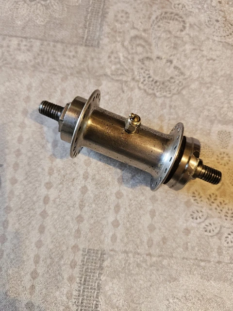 Ancien support pompe d'occasion - Vélos