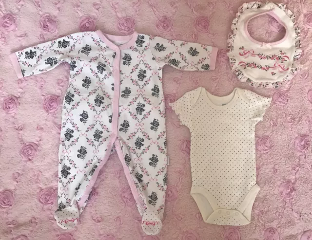 Vitamins Baby Girl babygrow sleepsuit vest bodysuit bib set bundle size 3 months