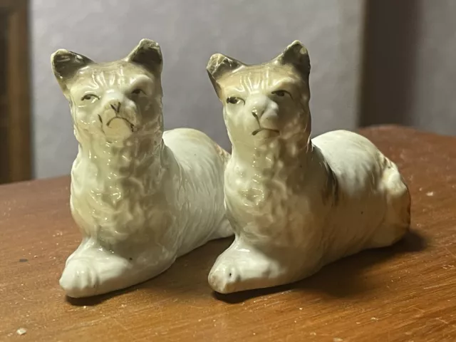 Paire De Chats Figurines En Porcelaine De Saxe XIXÈme