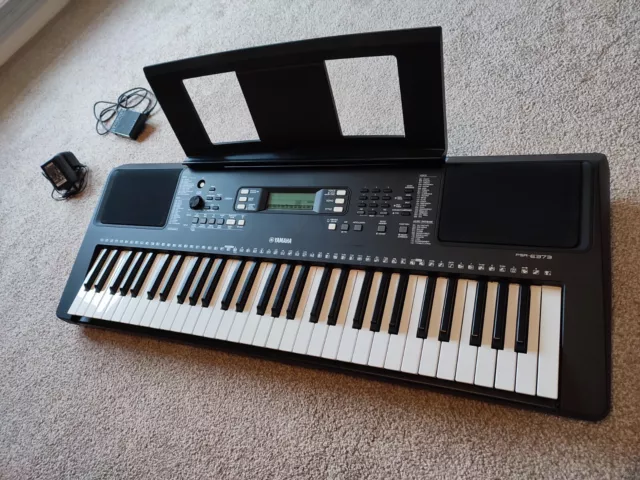 Yamaha PSR-E373 61 Key Keyboard + FC5 sustain pedal Yamaha PSR-E373 61 Key Keyboard + FC5 sustain pedal