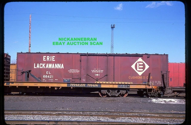 ERIE LACKAWANNA EL 50FT BOXCAR 68421 @ CROXTON NJ in 1977 ORIGINAL SLIDE