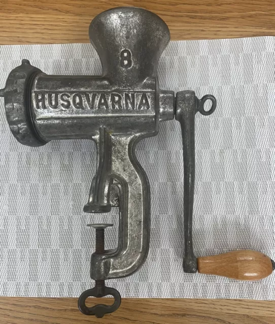 Husqvarna Hand Mincer # 8 Vintage Grinder Sweden 1920's Cast Iron Complete