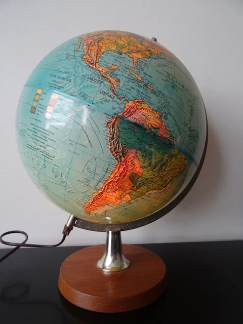 Globe terrestre mappemonde vintage Denmark Scan Globe