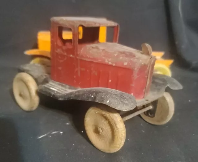 Wyandotte pressed steel toy truck vintage Red Black 1920s 1930s For Parts Resto