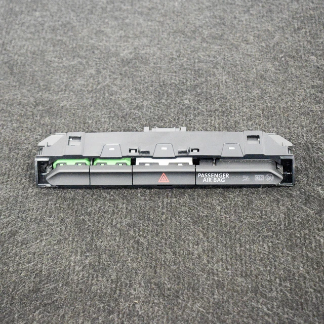 VW PASSAT B8 Hazard Part Indicator Switch Unit RHD 3G2853769A £38.79