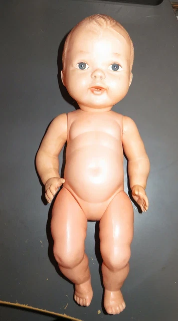 Lot de 4 poupées en celluloïd de 4 pouces de haut des années