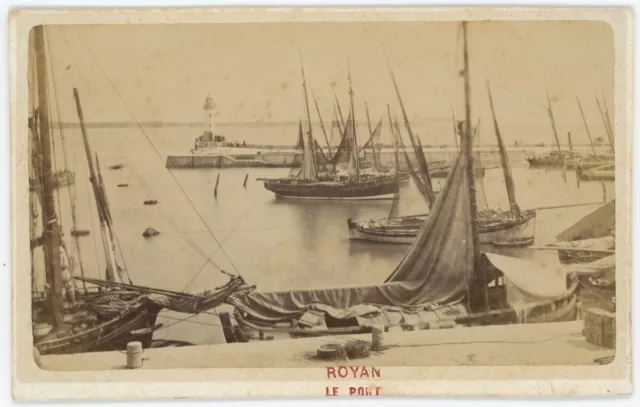 CDV circa 1880. Royan (Charente-Maritime). Le Port. Bateaux.