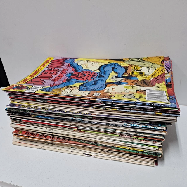 Lot of 50 Comic Books Marvel Comics DC Various Titles READER LOT lot #40