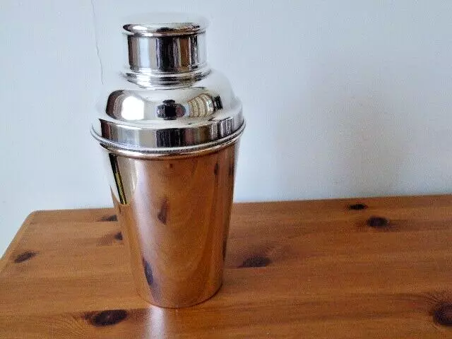 Art Deco Silver Plate Epns Heavy Quality Cocktail Shaker 1 & 1/2 Pints By Regis