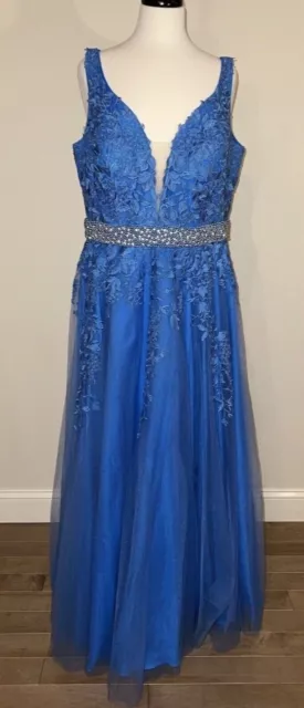 Floral Lace & Tulle Cornflower Blue Pageant/Prom Dress Size 18 JVN by Jovani EUC
