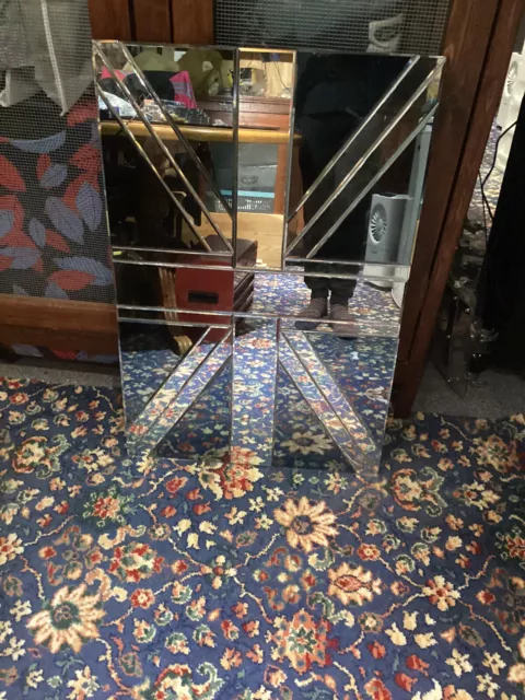 English Flag Mirror,       Small Bit Missing As In Picture