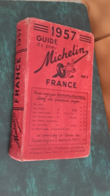 ENGLAND V FRANCE 1957 FOOTBALL PROGRAMME
