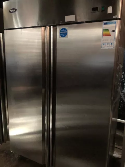 commercial double door freezer