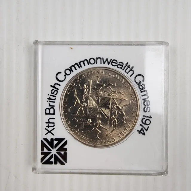 1974 New Zealand $1 One dollar Coin in case Xth British Commonwealth Games