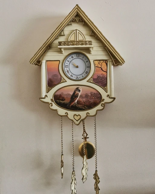 LARGE VINTAGE CUCKOO CLOCK The Night Watch by Bradford Exchange £46.00