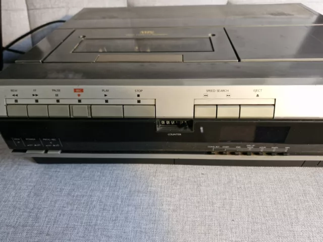 Vintage 1981 Mitsubishi HS-303B VHS Video Recorder top Loader **Spares/Repair**