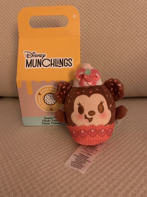 Minnie Mouse Strawberry Cupcake Disney Munchlings Scented Plush Baked Treats NWT