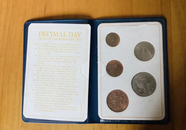 Uncirculated Britains First Decimal Coin set 1971 on card in Blue Wallet