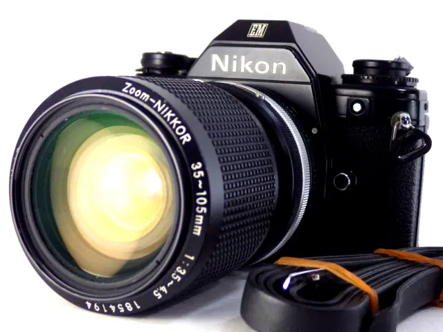 Nikon EM SLR 35mm Film Black Camera Body + Nikkor 35-105mm f/3.5-4.5 Lens Japan