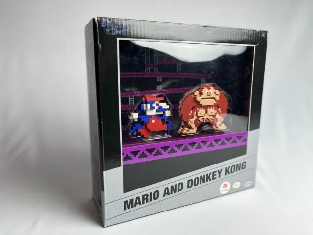 NEW Mario and Donkey Kong 8-Bit Diorama - Jakks Pacific - Nintendo Figures