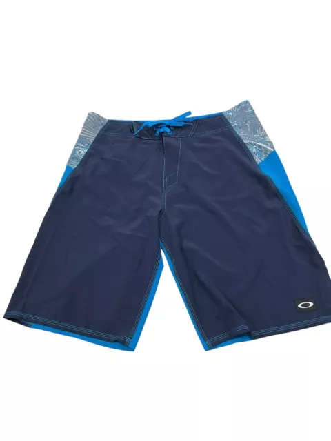 Oakley Blue & Teal Swimsuit Mens Size 34 Board Shorts