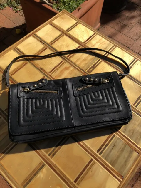 Brand new unused (without tags) medium Ri2K day handbag/purse