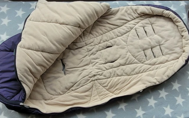 Mamas and Papas kaltes Wetter gemütliche Fußmuff marineblau cremefarben Ocarro Armadillo 3