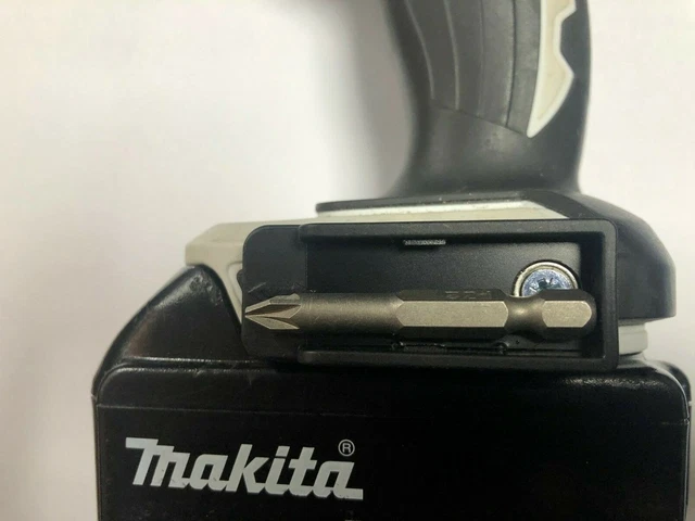 Makita Magnetic Bit Holder – For 18V 14.4V 10.8V Impact Drivers, LXT DTD DHP Series, Cordless-1191040