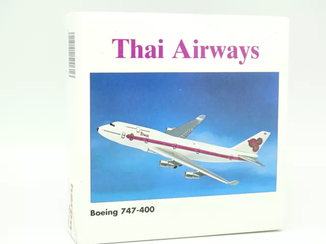 Maquette Avion Boeing 747-8F UPS Herpa 1/250 - Modèle à Assembler Sans Colle