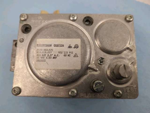 ROBERTSHAW 7100 DER-S7C Furnace Gas Valve (Replacement Part 71F-11A-017) - Used, Fully Functional HVAC Part