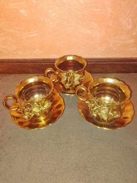 3 Tazze (caffè/tè) con piattini