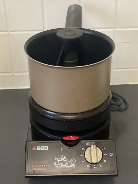 Machine de mixage pour Pâte Aux Oeufs Pain Mélangeur de farine 5.5L -  Cdiscount Electroménager