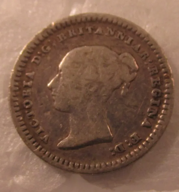 Bristish Foreign Coin: Victoria Silver 1 1/2 1839?59 (l38)