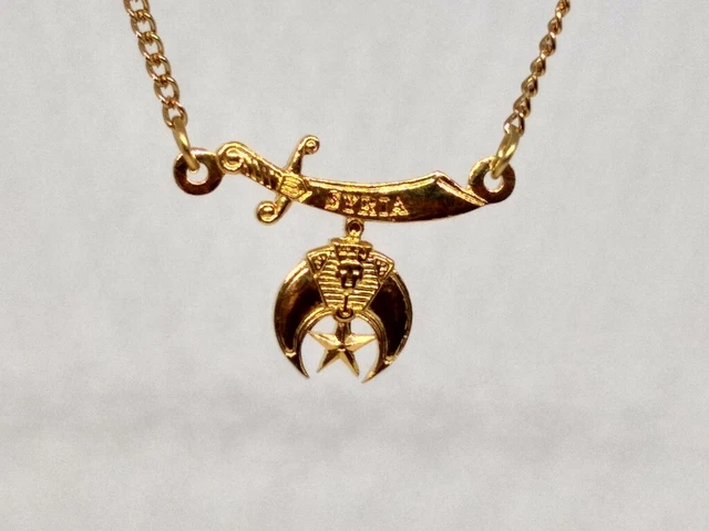 Syria Shriner, Vintage, Tie Chain in a Gold Tone.