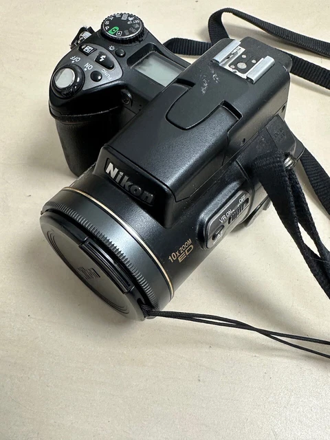 Nikon E8800 Bridge Digital Camera Nikon E8800 Bridge Digital Camera