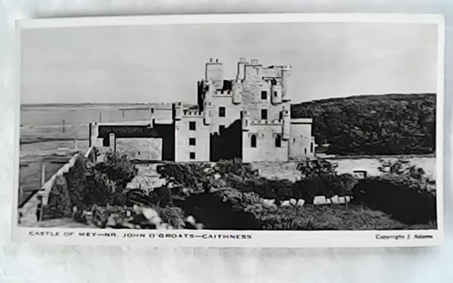 Postcard. Castle of Mey, THURSO, Caithness. R.P. Unused. VG.