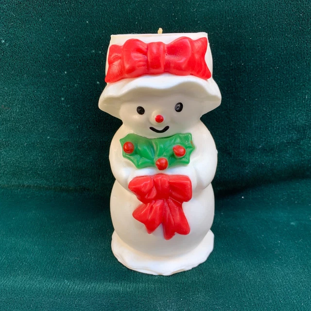 Vintage Avon Mrs. Snowlight Bayberry Christmas Candle 6” Unburned Holiday Decor