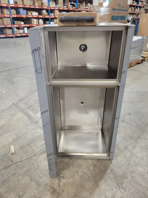 |3188| Krowne KR19-M36L-10 36" Royal Series Cocktail Station w/ 74 lb Ice Bin
