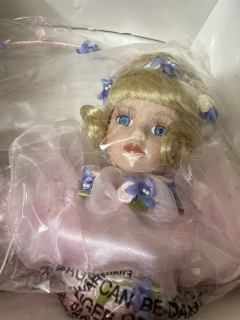 heritage signature collection “Gabrielle” Doll