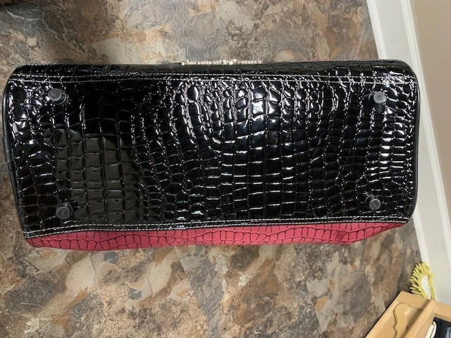 2 piece carry on luggage set Samantha. Brown. Burgundy with Black Trim    4