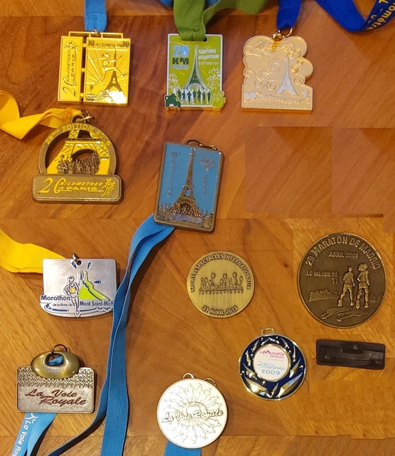 Porte-médailles Mural Pour Coureurs | En Acier Noir/argenté | Présentez +25 Médailles De Course | 36x11.6 Cm | Idéal Cadeau Sportif - 10