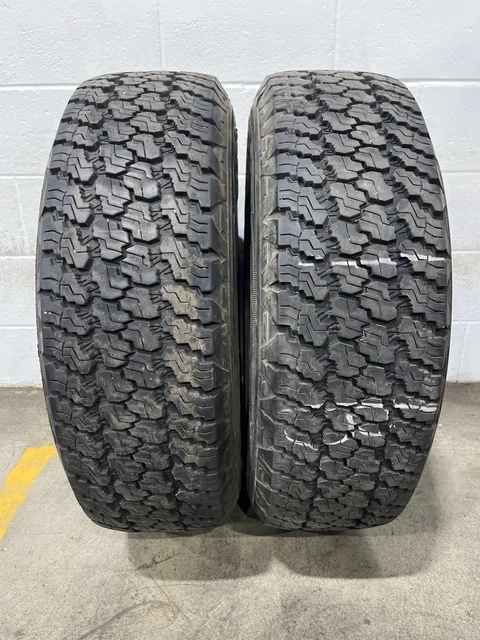 2x P245/75R17 Goodyear Wrangler Silent Armor 9-10/32 Used Tires