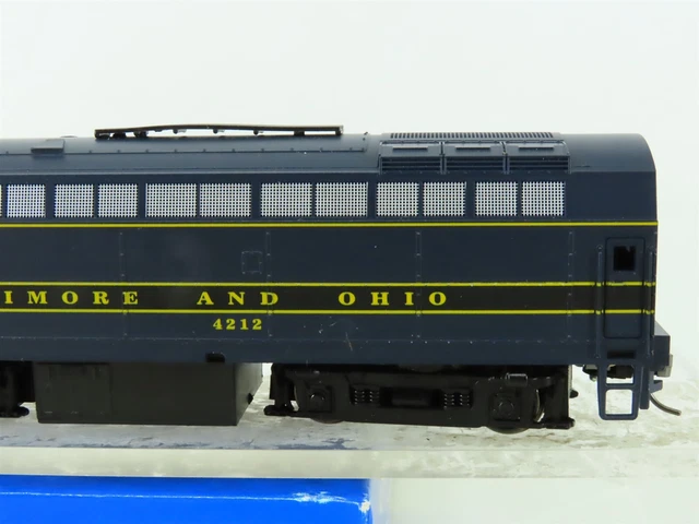 HO SCALE E-R Models/Roco 040-4108 B&O Baltimore & Ohio Sharknose Diesel ...