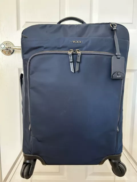 Tumi Voyageur Leger International Navy Blue Carry On 4 Wheel Spinner Luggage Euc