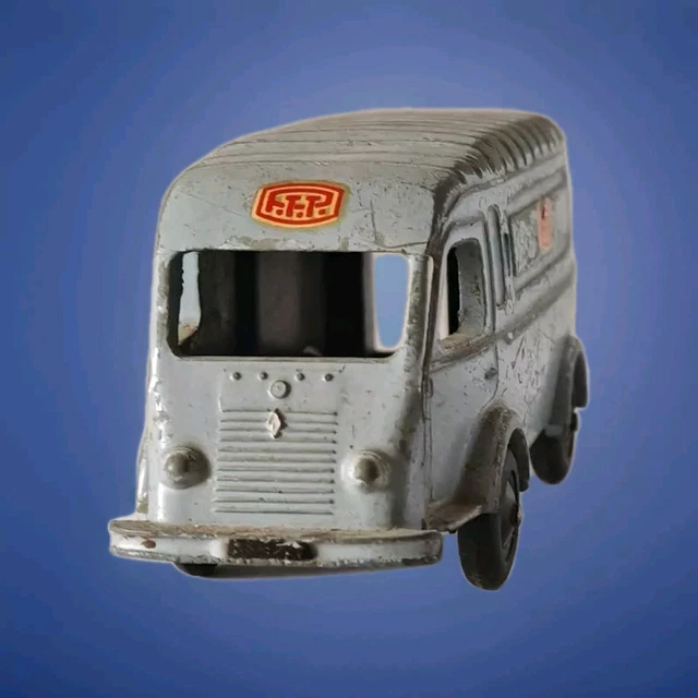 CIJ RENAULT CAMION Grue Ref 3/81 + Boite TBE EUR 50,00 - FR
