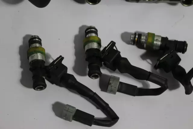 Nissan GTR R35 Asnu injectors switzer fuel rails Asnu90/2000 2