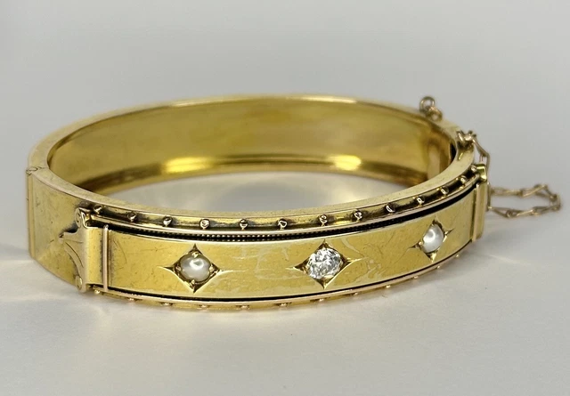 Bracelet Jonc Or Jaune 18K - Décor Floral - Modèle MP2600 - Occasion