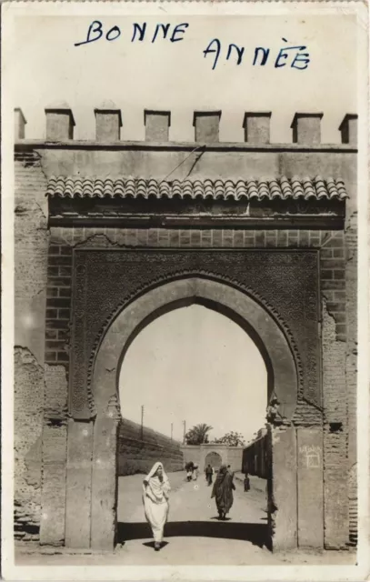 CPA AK MAROC MARRAKECH Porte du Mechouar (10615)